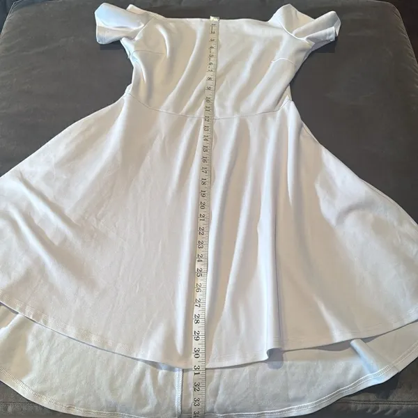 Sarin Matthew’s Women’s White Off The Shoulder High Low Dress Size M - Image 10