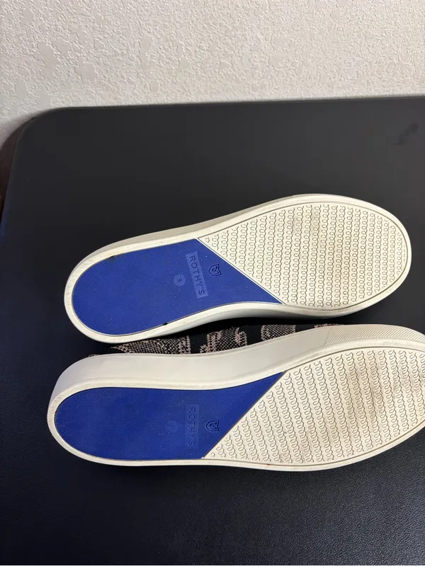 ROTHYS The Original Gold Shimmer Slip On Sneakers size 9 - Image 5