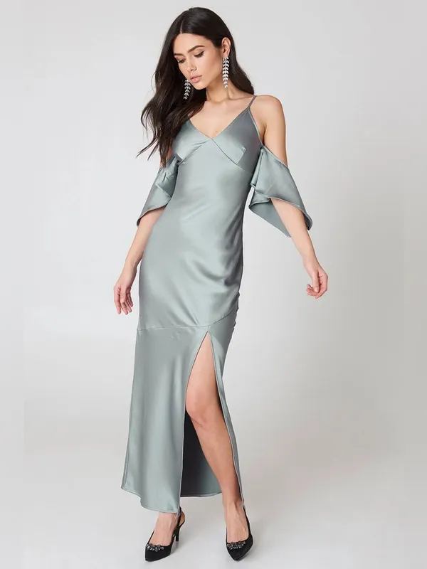 ASTR The Label Kendra Cold-Shoulder Maxi Dress in Sage Green Grey Sz. S - Image 4
