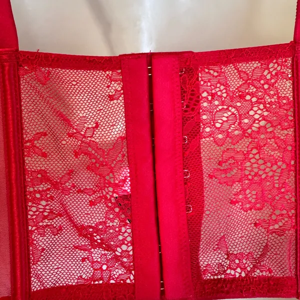 Victoria’s Secret Dream Angels Red Lace Corset Top Romantic Lace Size S - Image 7