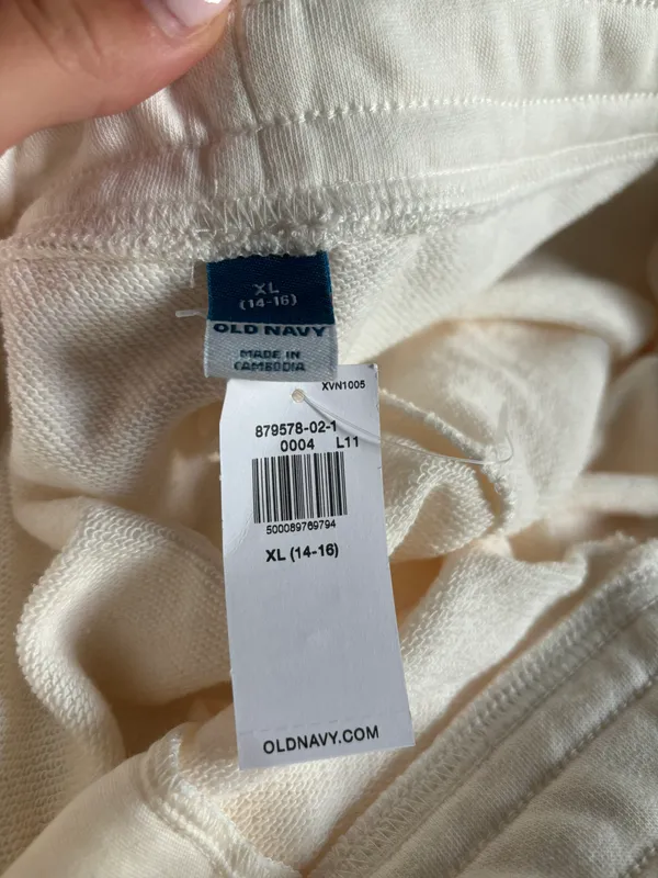 Old Navy - Image 3