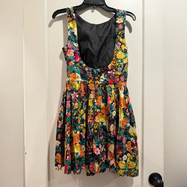 Zara Floral Open Back Skater‎ Dress Size M - Image 6