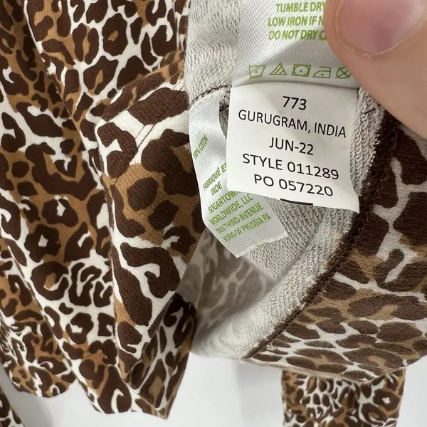 Lilly‎ Pulitzer Chocolate My Favorite Spot Jansen V-Neck Sweatshirt Size Large - Image 11
