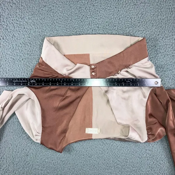 Altar'd State Crop Top Women M Colorblock Satin V-Neck Bishop Sleeve‎ Blush Chic - Image 5