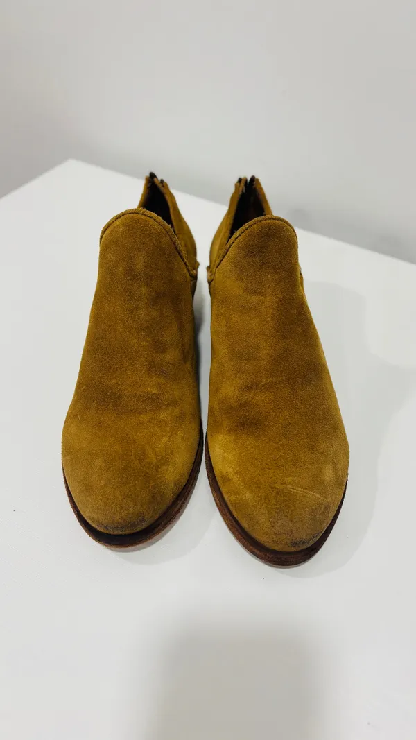 Frye scalloped Suede Booties - Image 3