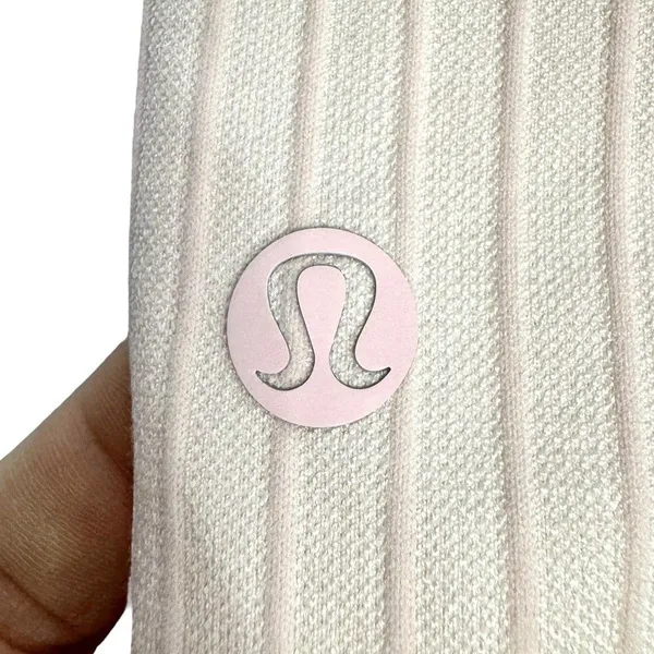 Lululemon Ebb to Street Crop Tank Size 12 Rib Map Strawberry Milkshake No Pads - Image 3