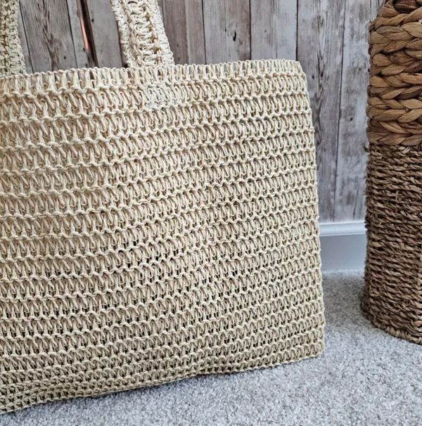 Burberry goddess straw tote bag  - Image 5