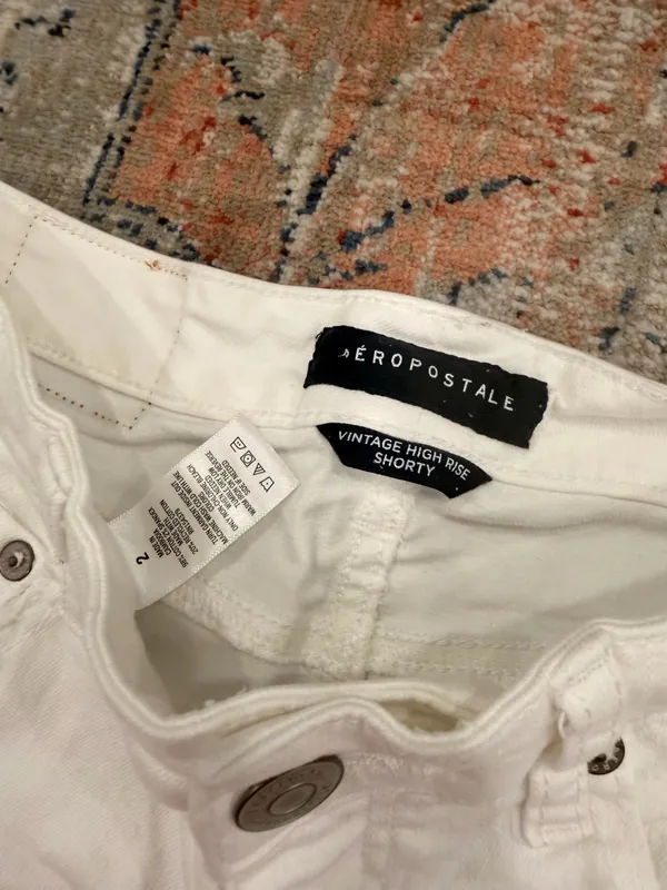 Aeropostale Shorts - Image 3