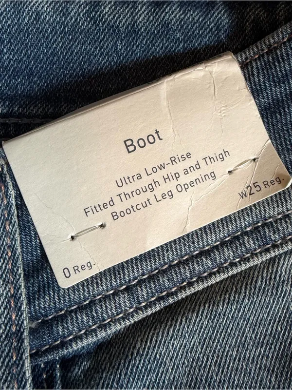 Hollister Ultra Low Rise Boot Cut Jeans Embroidered back NWT - Image 8