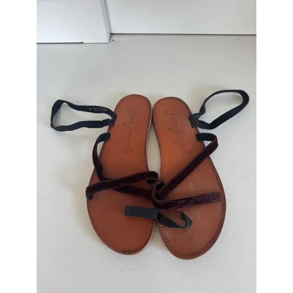 Free People Isle of Capri velvet sandals size 38 (7.5) - Image 3