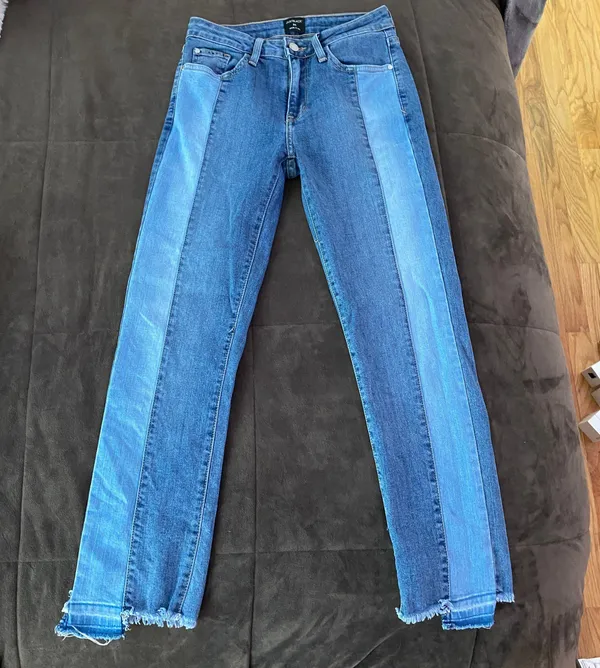 Just Black Two Toned Jeans - Image 7
