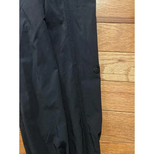 Lululemon Joggers - Image 4