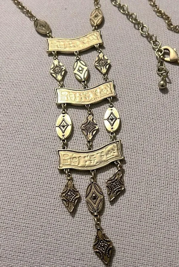 NEW Chico’s Mia Ladder Necklace in Gold , New without Tag SOLD OUT - Image 6
