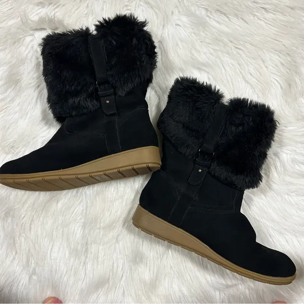 Lands End Black Suede Faux‎ Fur Trim Winter Wedge Boots 420483 US 7B - Image 3