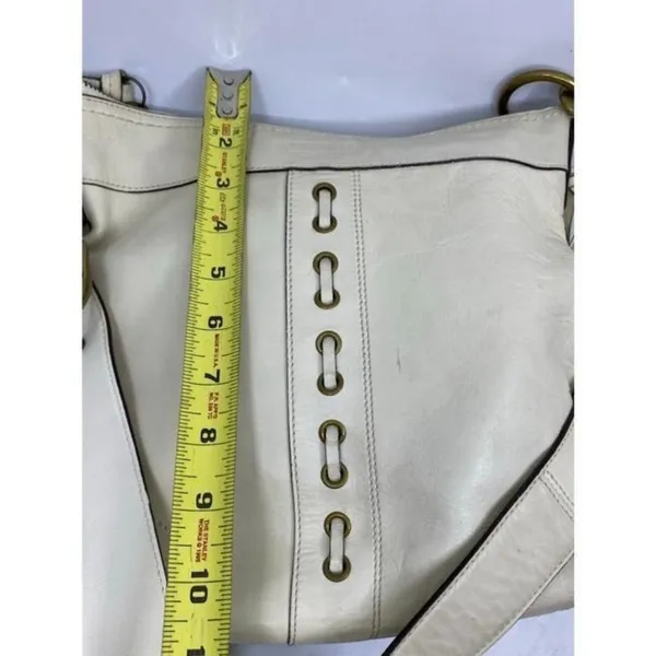 coach medium w adjustable strap white leather cros - Image 3