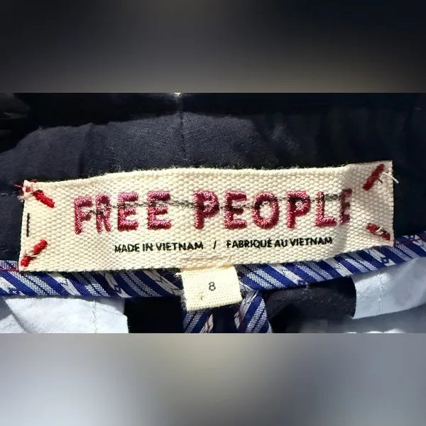 Free People Perfect Prep Pleated Stripe‎ Trouser Shorts Navy Blue 8 Sold Out - Image 6