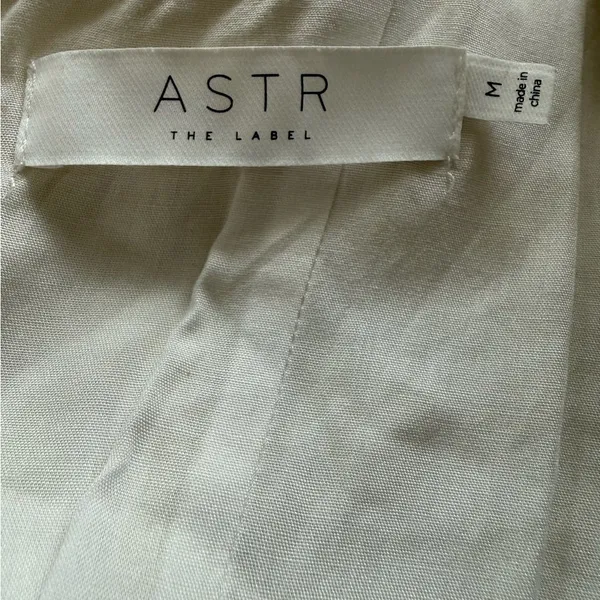 Revolve ASTR The Label Emmalou Eyelet Mini Dress Size‎ Medium - Image 6