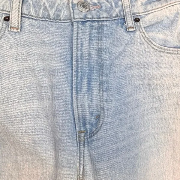 Abercrombie & Fitch 90s Relaxed High Rise Jeans Distressed Light Wash‎ 27 - Image 6