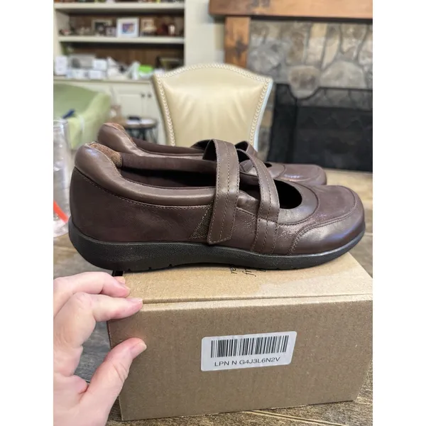 David Tate Women's Gentle Mary Jane Flat Sneaker Brown Size‎ 10.5 Medium - Image 4