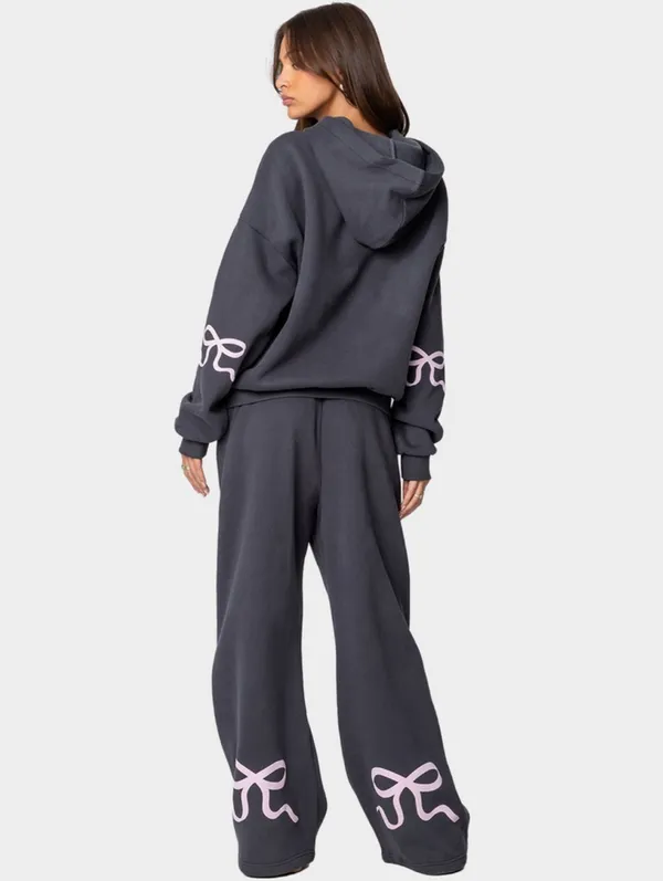 Edikted Bonney Bow Detail Hoodie Sweatpants Set - Image 2