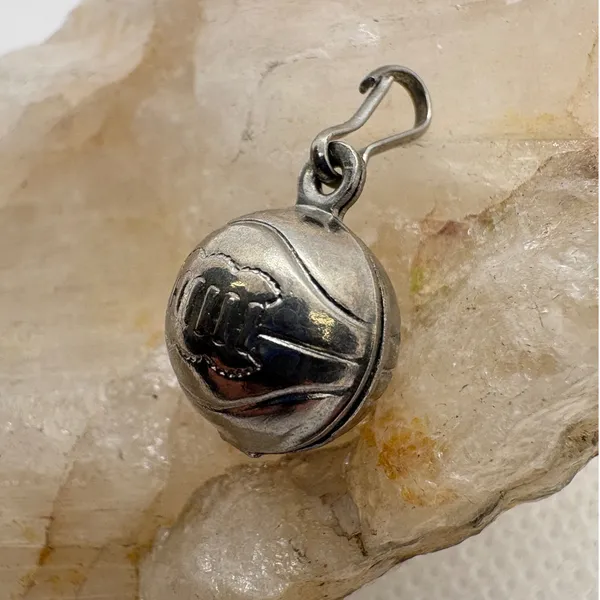 Vintage Sterling‎ Stamped Magnetic Basketball Charm Silver Tone Sports Pendant - Image 2