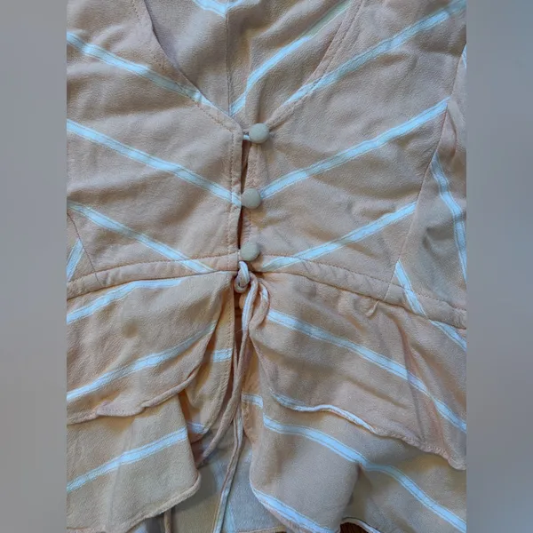 Free People Boho Ruched Peplum Top Large Peach Chevron Romantic Blouse - Image 2