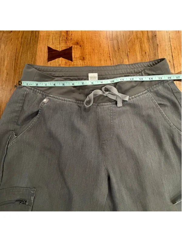FIGS Technical Collection Zamora Jogger Scrub Pants Womens M Gray Cargo Stretch - Image 10