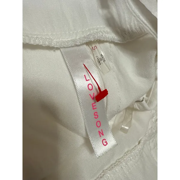 Lovesong White Sleeveless V Neck Tiered A Line Flare Tie Romper Shorts Size S - Image 4
