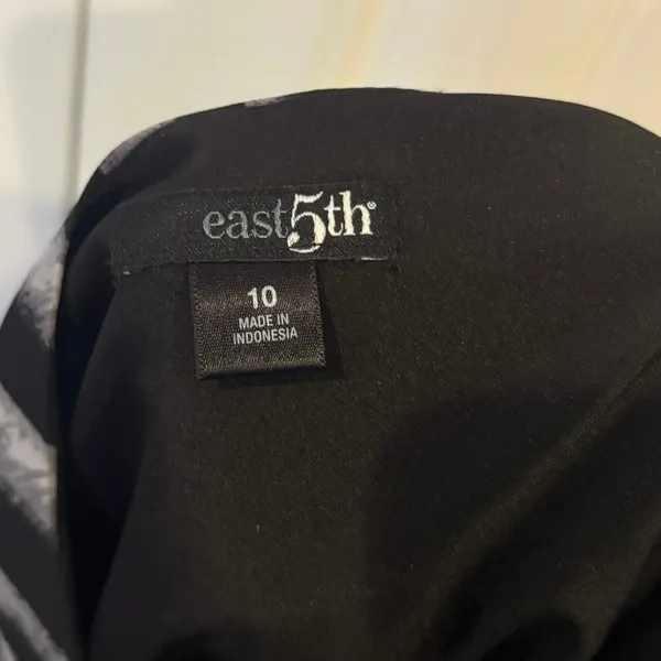 East‎ 5th Black And Gray Midi Zebra Print Skirt Size 10 - Image 6
