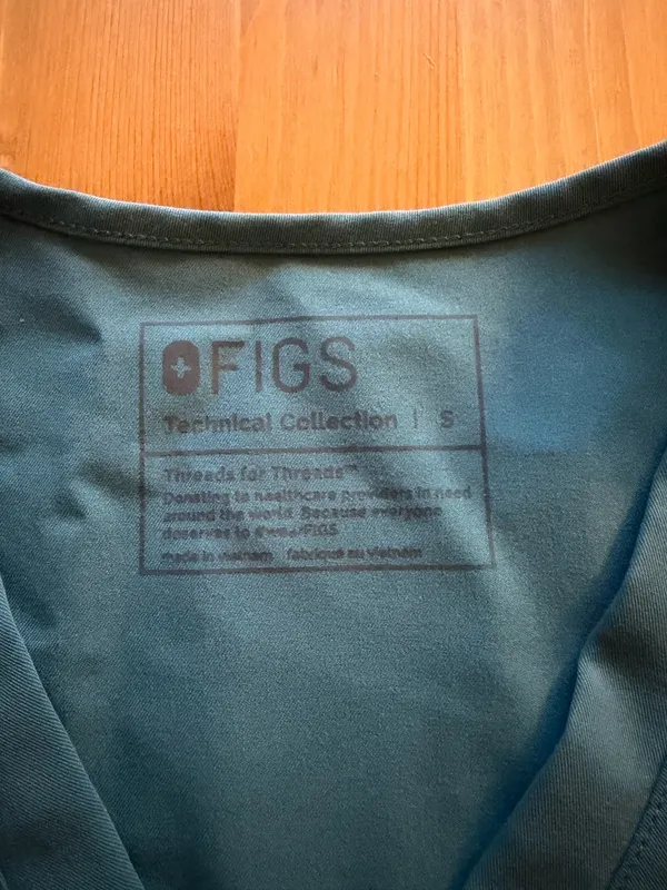 FIGS Catarina Teal One-Pocket Scrub Top - Image 2