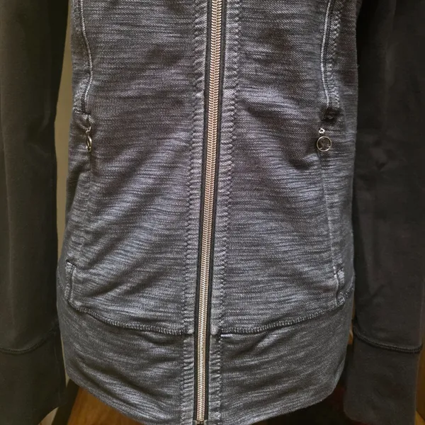 Lululemon Daily Yoga Denim Jacket Blue Grey and Black Zip Up Long Sleeve - Image 4