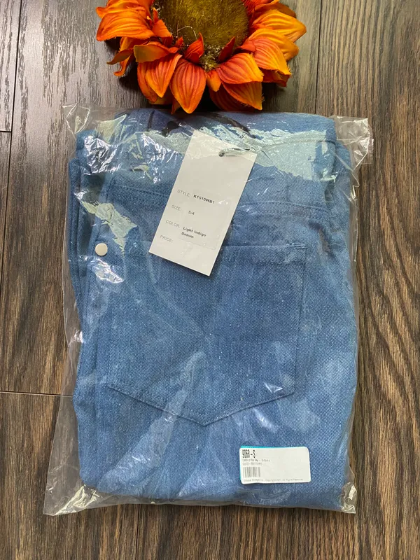 Unique Vintage Light Indigo Denim Majors Flare Jeans NWT | SMALL - Image 5