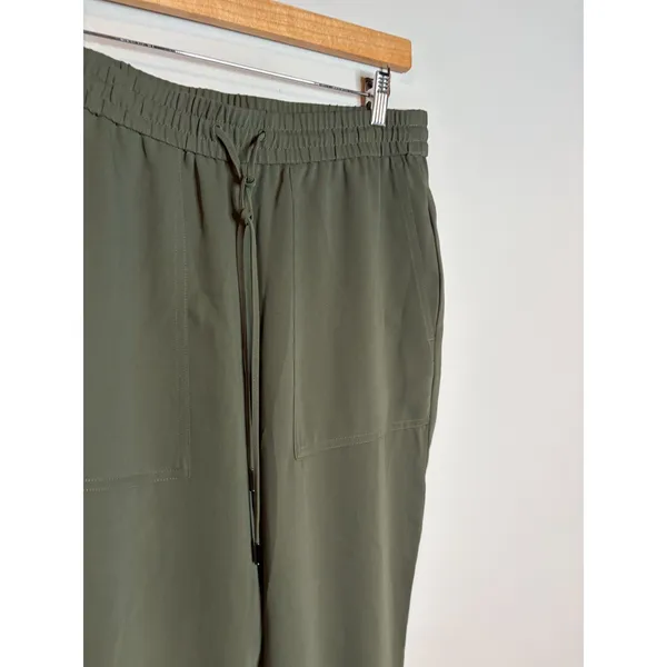 Ann Taylor forest green pull on jogger pants - Image 4