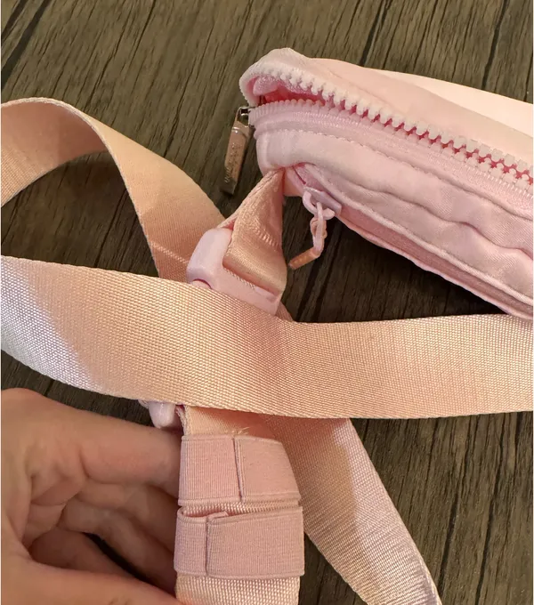 Lululemon Belt Bag - Image 6