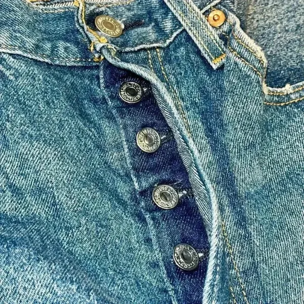 Levi's 501 Denim Cut Off‎ Destressed Shorts W31 - Image 4