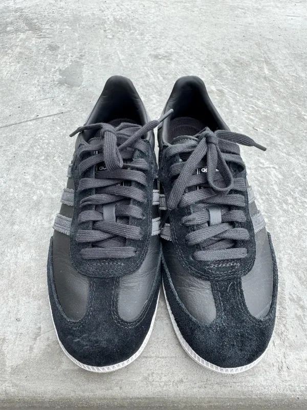 Adidas Sambas All Black W/White sole - Image 4