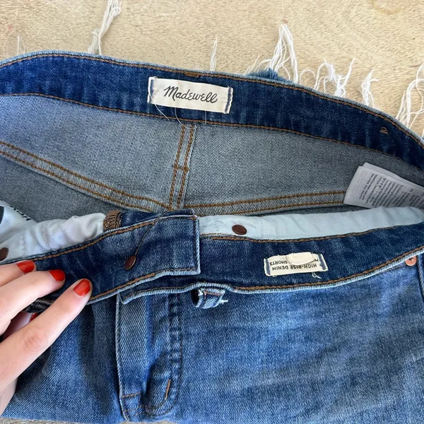 Madewell High Rise Denim Mid Rise Shorts - Image 4