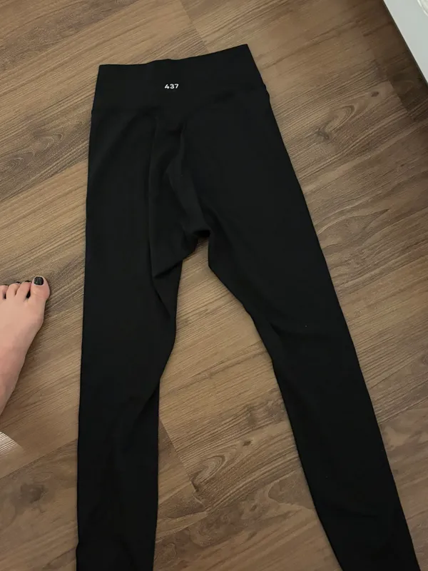 Four Three Seven Cross Waist Leggings - Image 4