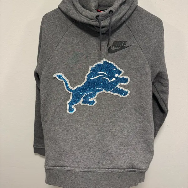 Nike Heather Gray Sweater with Blue Detroit Lions sequin logo! Size small! - Image 2