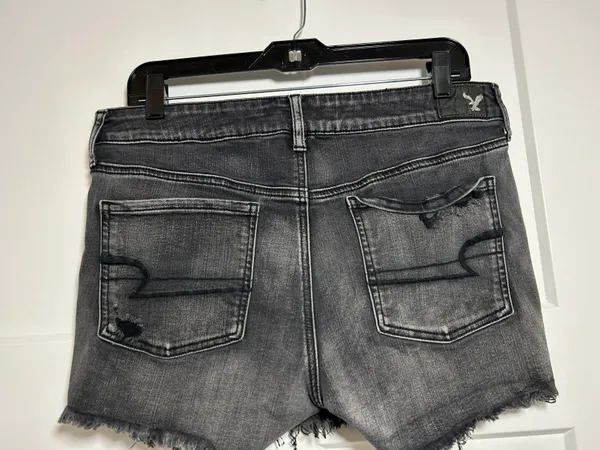 American Eagle Size 14 jean shorts, cutoff shorts - Image 4