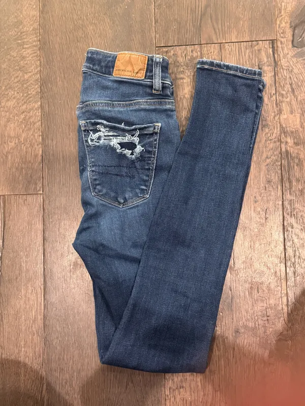 American Eagle Skinny Jeans - Image 3