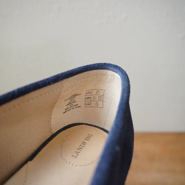 Lands End Women's Size 10 Navy Blue Loafers Suede Buckle Flat Shoes Casual Chic - Image 4