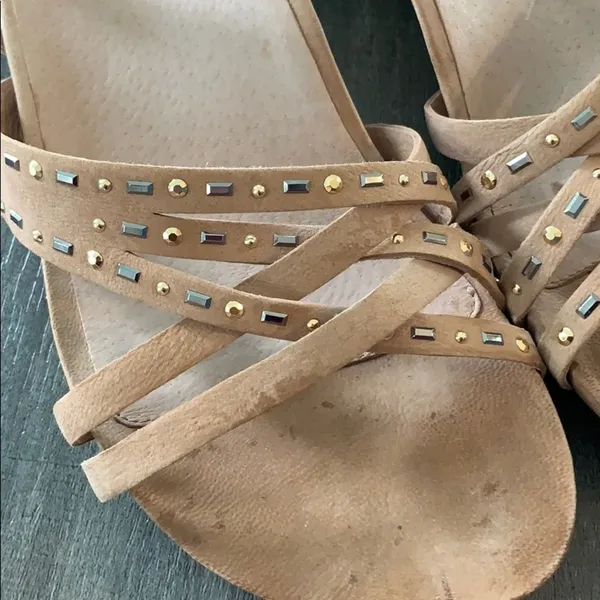 Abeo tan embellished comfort sandals size 9 - Image 2