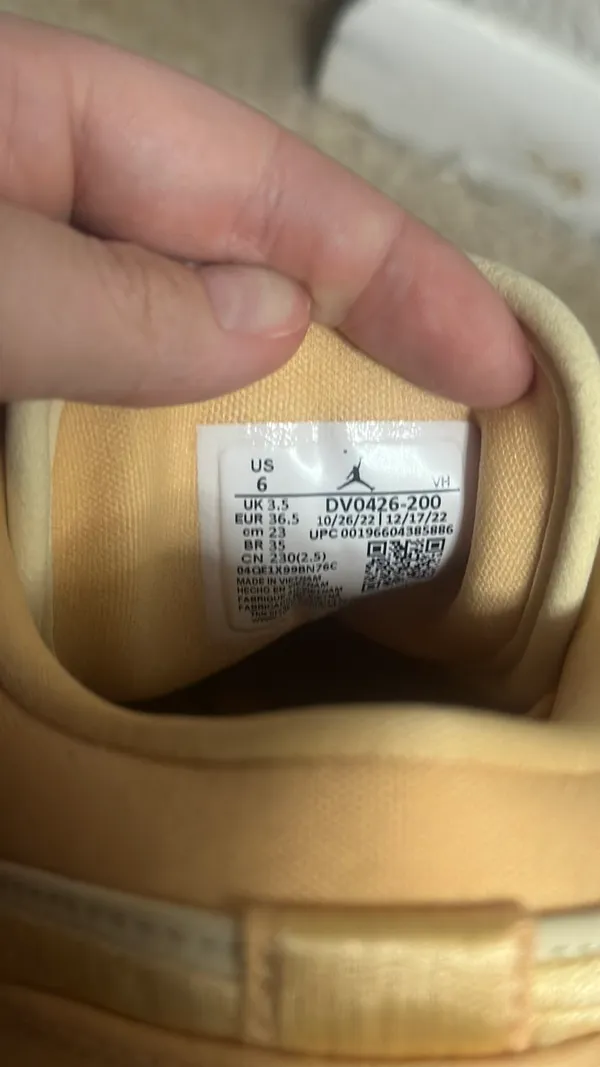 Nike Jordan - Image 2