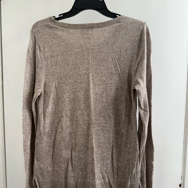 Old Navy brown Sweater size medium - Image 2