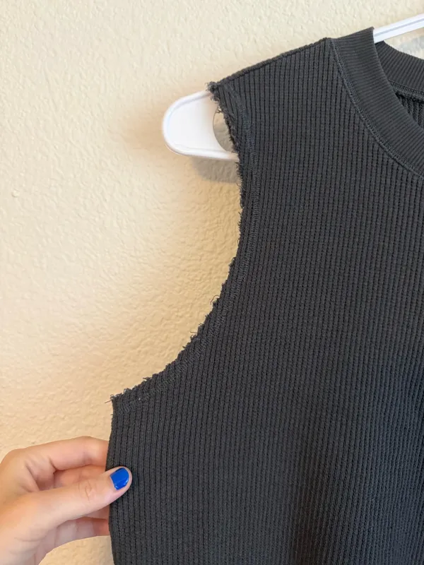 Skims Heavy Waffle Crewneck Tank Top - Image 6