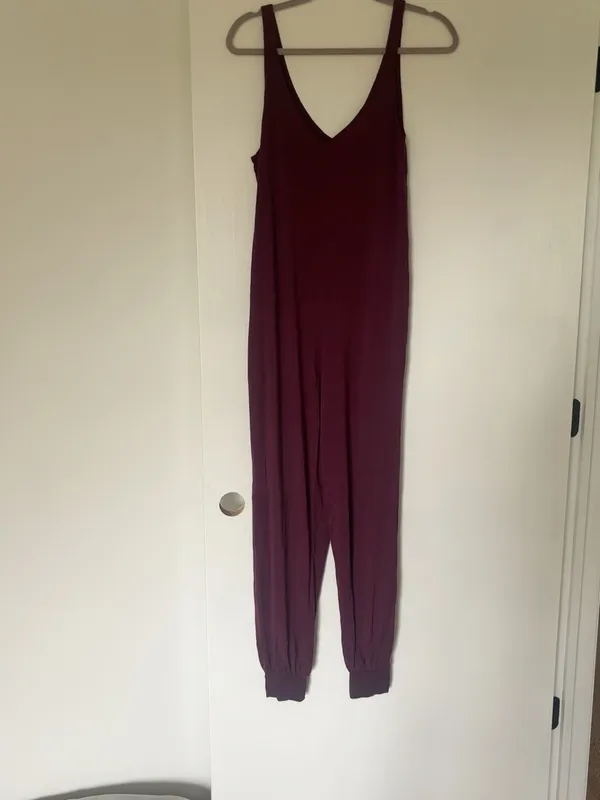 Lively Burgundy V-Neck Jogger Jumpsuit S NWOT - Image 2