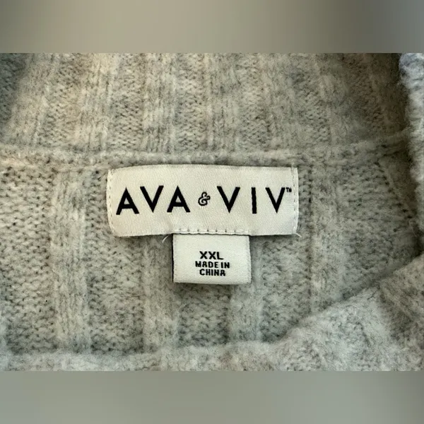 Women’s Ava & Viv Light Gray Knit Fabric - Image 5