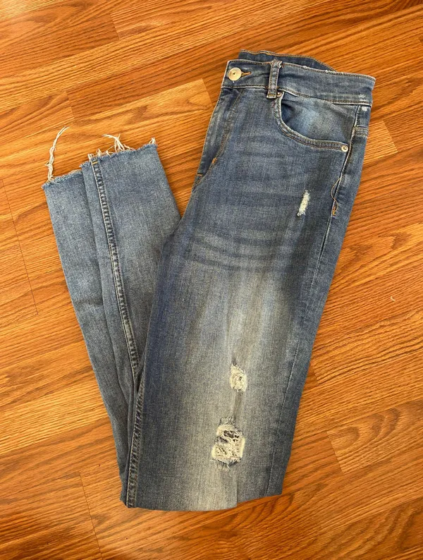 H&M Skinny Jeans - Image 2