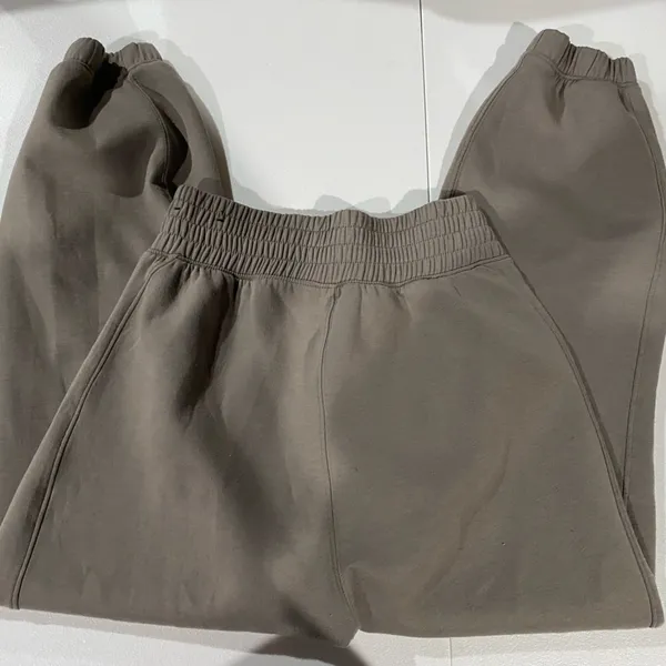 YPB light brown jogger sweats small knit - Image 7